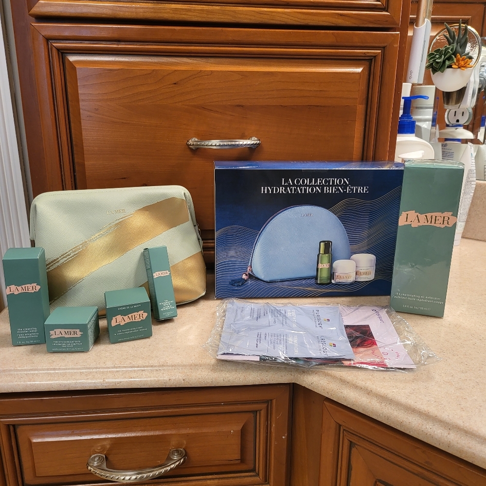 LaMer La Mer Bundle HALF OFF!